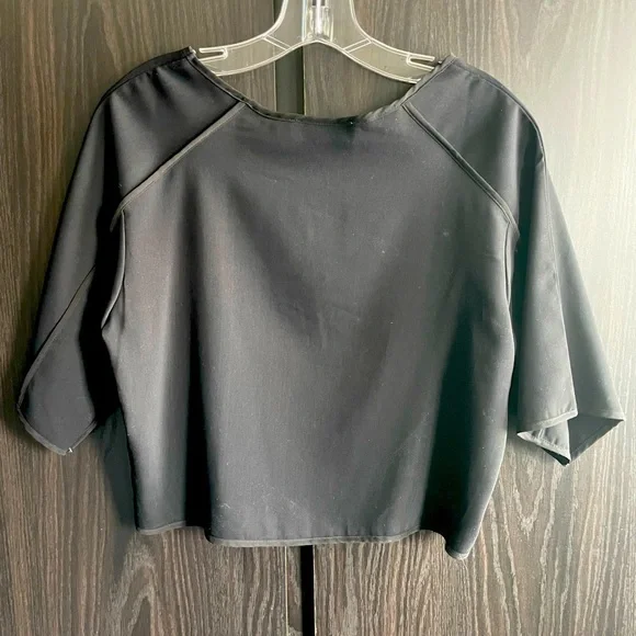 Crop blouse - Picture 2 of 2